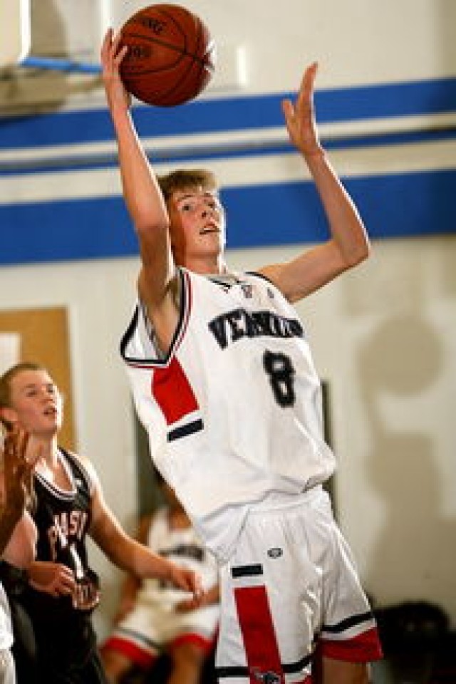 九游娱乐网站体验棒-中超球员受伤频率数据对比，中超 受伤